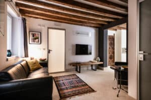 Venice Boutique House – Apartment with Canal View in Venice